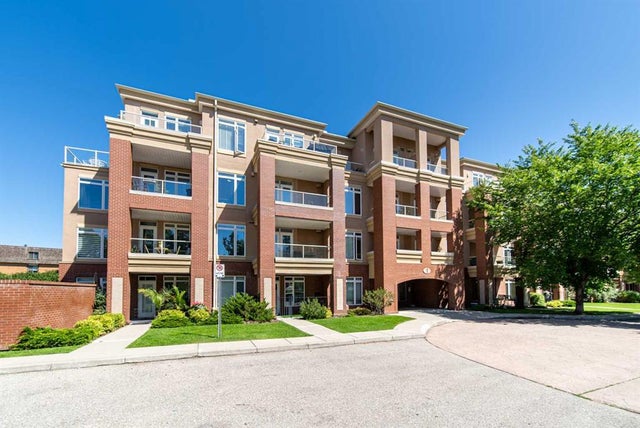 Home for Sale Located at 205, 4 Hemlock Crescent Southwest, Calgary, Alberta