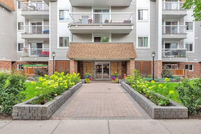102, 540 18 Avenue Sw, Calgary