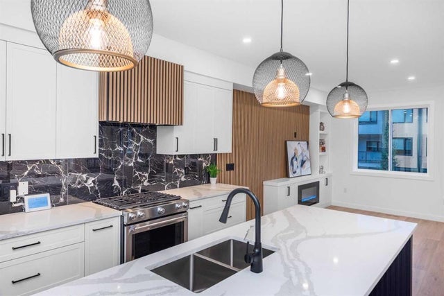 Photo for MLS®# A2244669 - home for sale at 2402 Westmount Road Northwest, West Hillhurst, Calgary Alberta