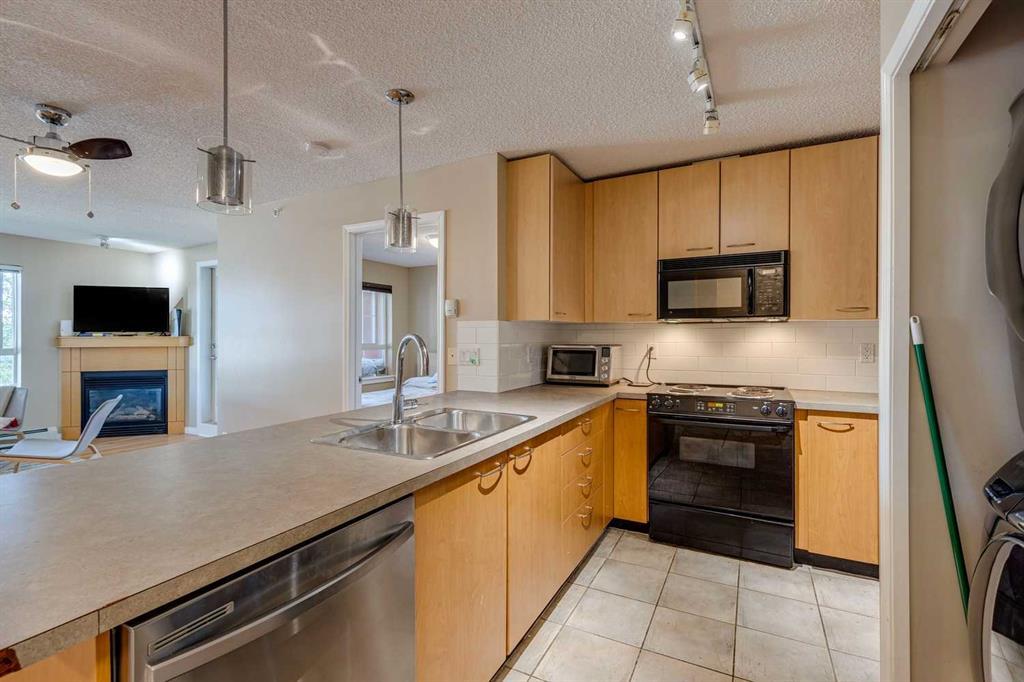 329, 22 Richard Place Southwest, Calgary – Residential Apartment Listing Photo 7