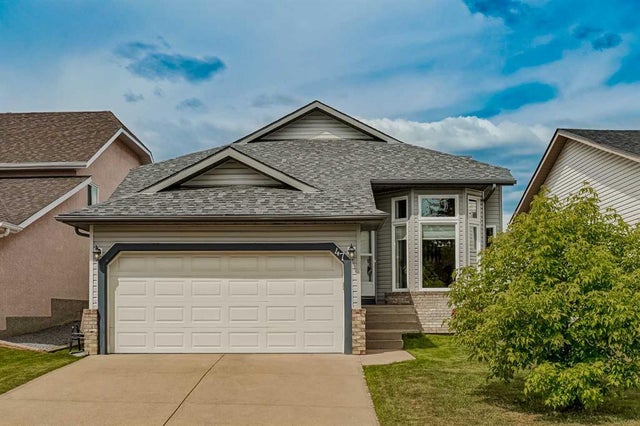 Residential Home for Sale in Calgary, Alberta