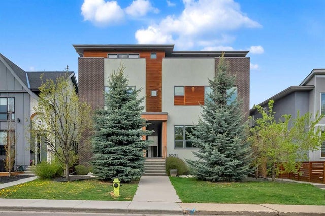 Calgary Home for Sale: Residential Listing in Killarney/Glengarry