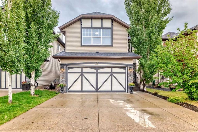 Calgary Home for Sale: Residential Listing in New Brighton