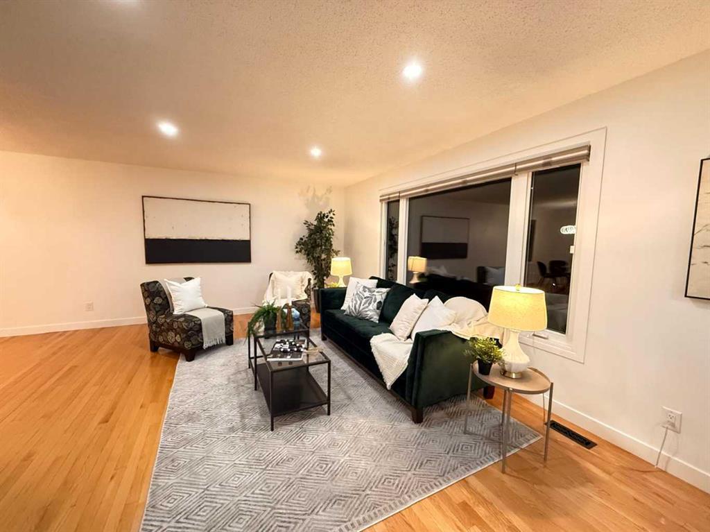 5632 Dalhousie Drive Northwest, Calgary – Residential Detached Listing Photo 6