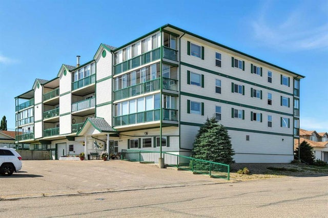 401, 4319 49 Street, Innisfail