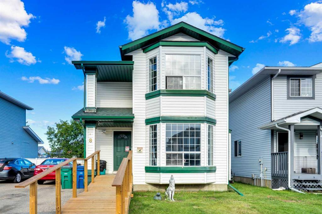 Airdrie Home for Sale: Residential Listing in Woodside