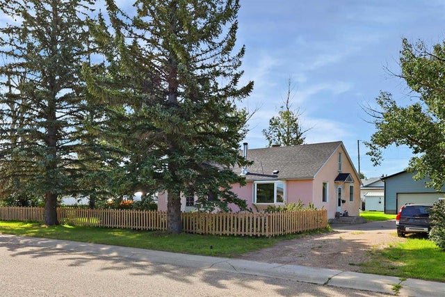 339 3 Street, Irricana