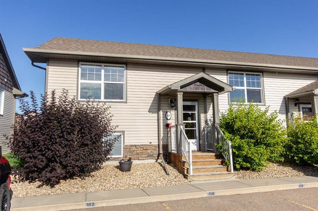 114 Redwood Boulevard, Springbrook