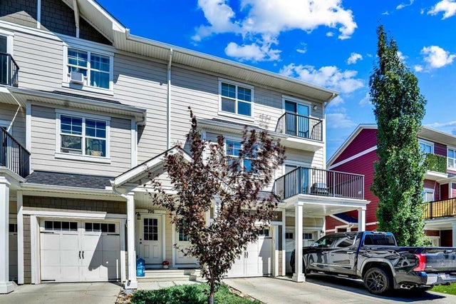 Residential Home for Sale in Calgary, Alberta