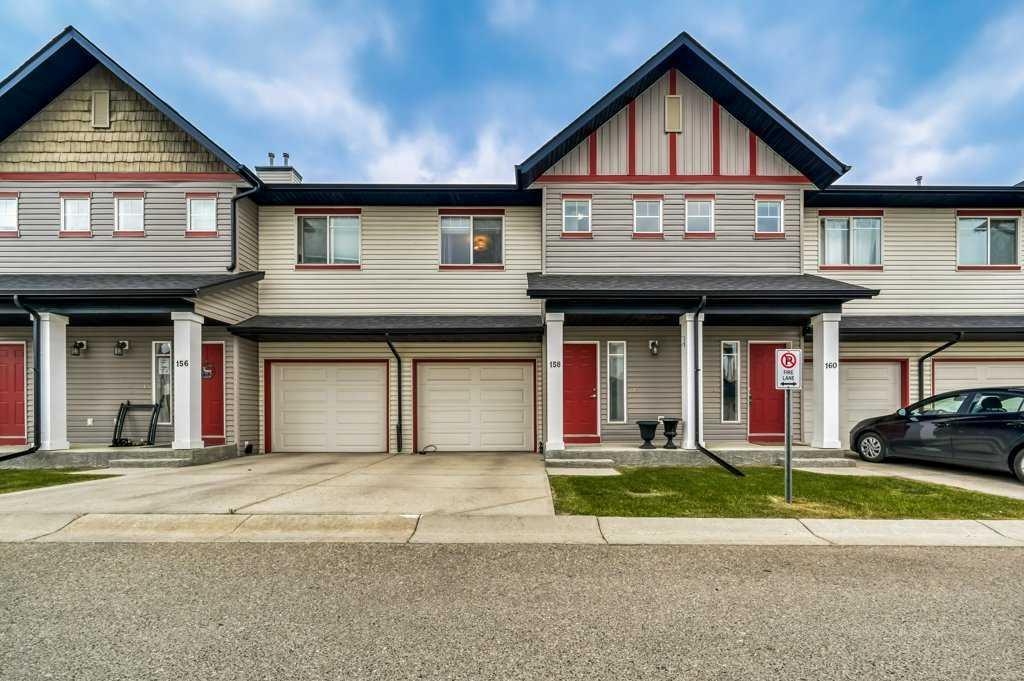 Calgary Real Estate: Residential Property for Sale in Evergreen