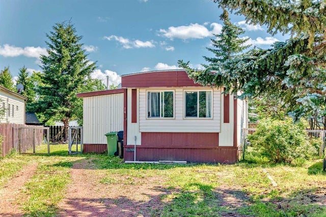 14 Birch Close, Olds