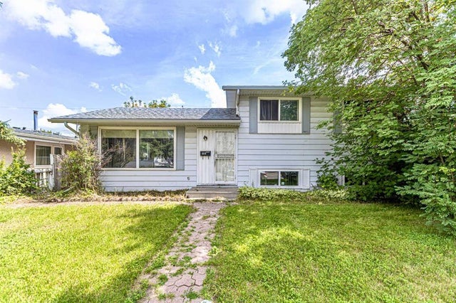 Photo for MLS®# A2245453 - home for sale at 1724 54 Street Southeast, Penbrooke Meadows, Calgary Alberta