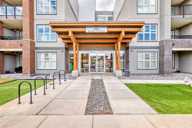 Residential Home for Sale in Calgary, Alberta