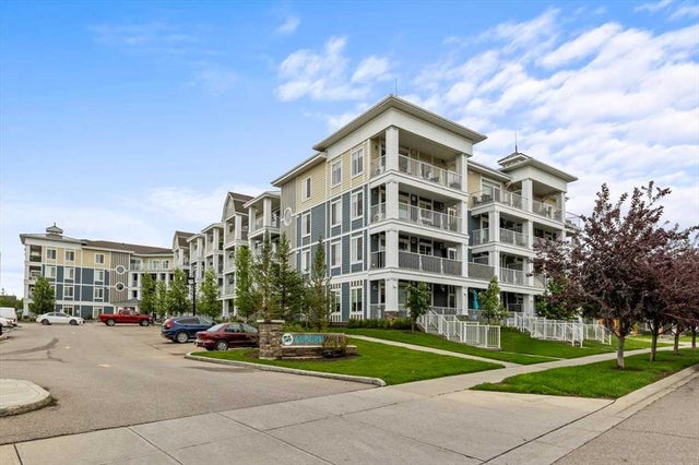 Calgary Real Estate: Residential Property for Sale in Auburn Bay