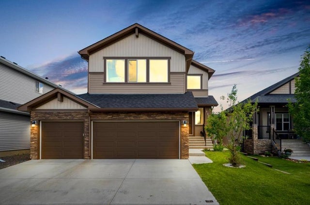 Chestermere Real Estate: Residential Property for Sale in Rainbow Falls