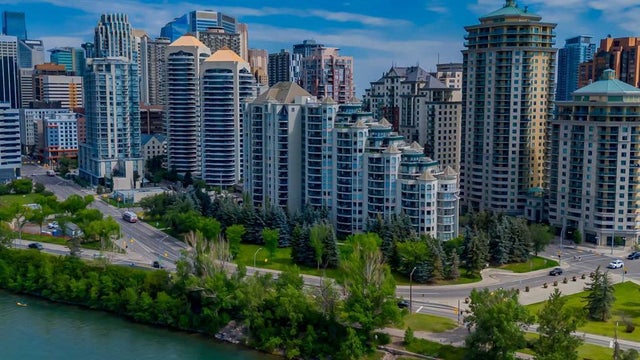 Calgary Real Estate Listing: 1401, 1108 6 Avenue Southwest, Downtown West End