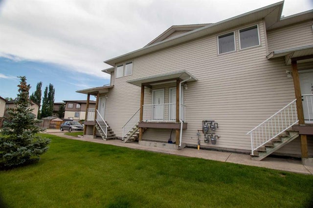 103, 604 19 Street Se, High River