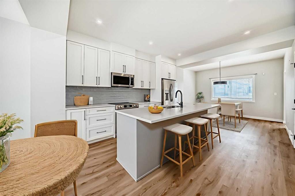 Cochrane Home for Sale: Residential Listing in River Heights