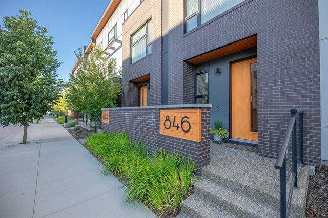 846 78 Street Sw, Calgary