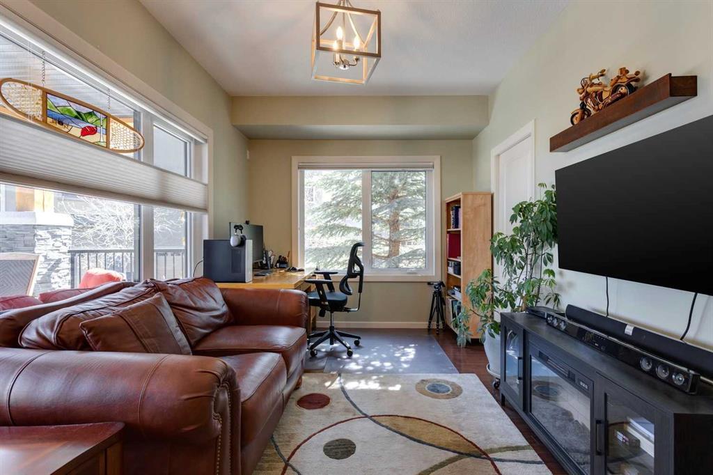 303 Valley Ridge Manor Northwest, Calgary – Residential Row/Townhouse Listing Photo 5