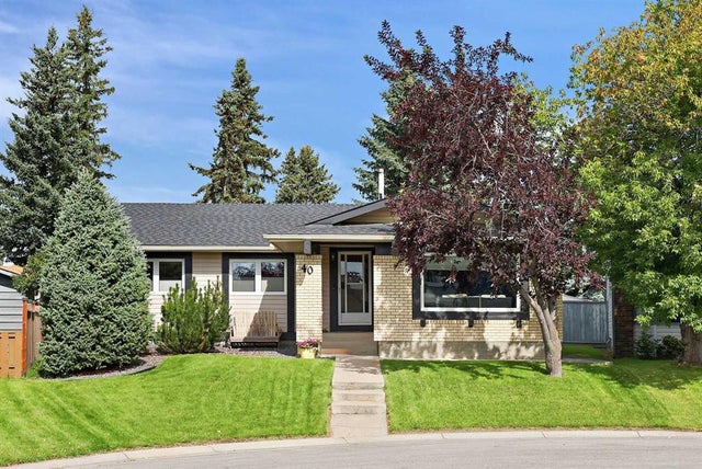 Calgary Home for Sale: Residential Listing in Woodbine