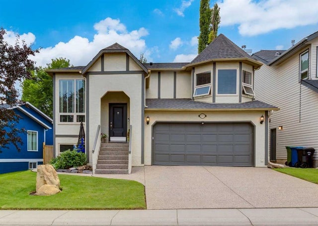 Photo for MLS®# A2246089 - home for sale at 187 Strathaven Circle Southwest, Strathcona Park, Calgary Alberta