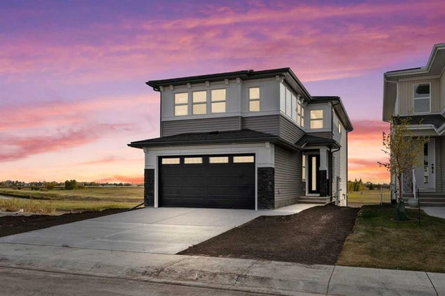 354 Kinniburgh Loop, Chestermere