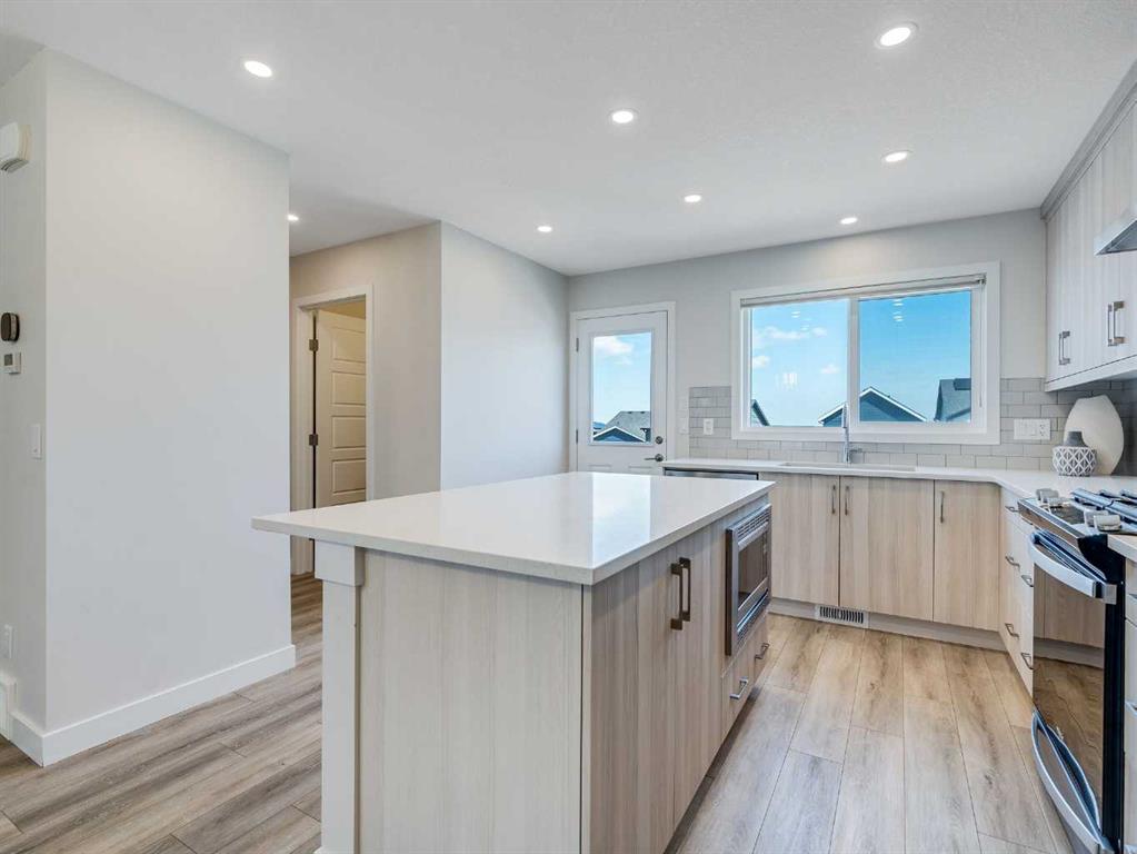 235 Aquila Way Northwest, Calgary – Residential Detached Listing Photo 13