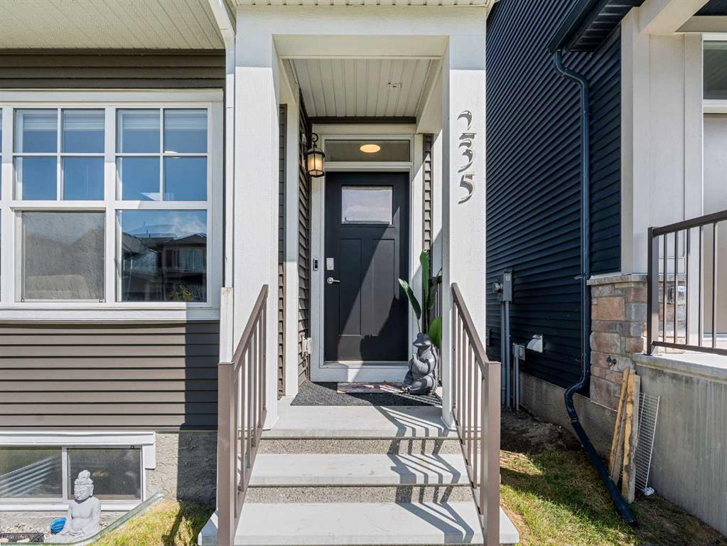 235 Aquila Way Northwest, Calgary – Residential Detached Listing Photo 3