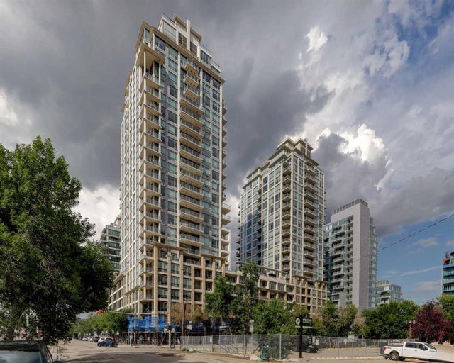 Calgary Real Estate: Residential Property for Sale in Chinatown