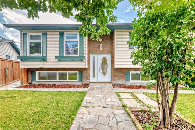 151 Whitlock Place Ne, Calgary