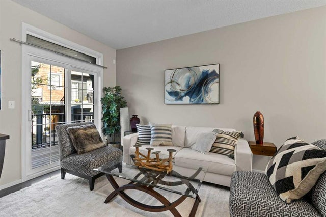 229 Ascot Circle Sw, Calgary