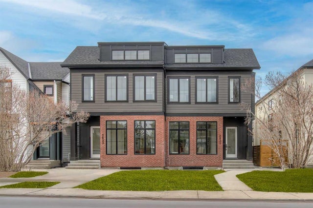 Photo for MLS®# A2246445 - home for sale at 2833 25a Street Southwest, Killarney/Glengarry, Calgary Alberta