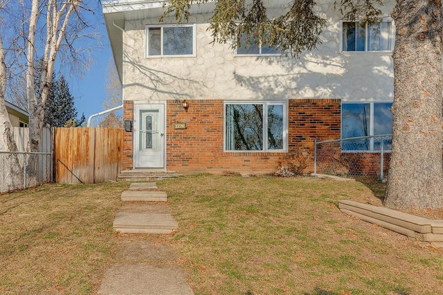 Residential Home for Sale in Calgary, Alberta