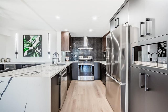 Photo for MLS®# A2246594 - home for sale at 1006, 225 25 Avenue Southwest, Mission, Calgary Alberta
