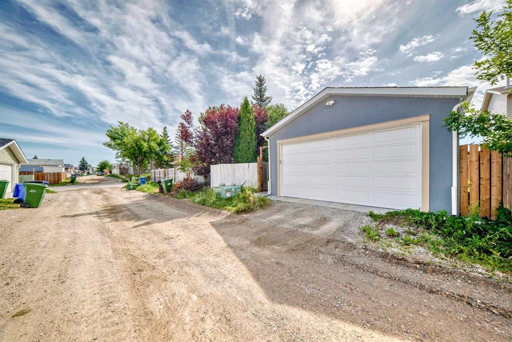 7 Martinview Crescent, Calgary – Residential Detached Listing Photo 35