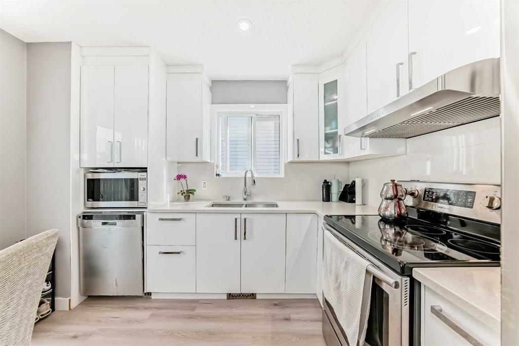 7 Martinview Crescent, Calgary – Residential Detached Listing Photo 6