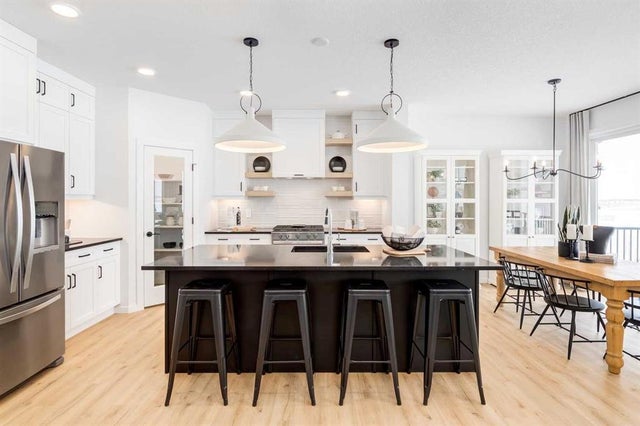 Calgary Real Estate Listing: 292 Mallard Grove Southeast, Rangeview