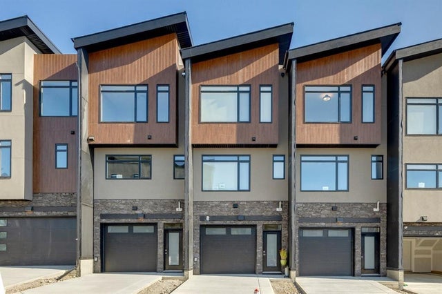 85 Royal Elm Green Nw, Calgary