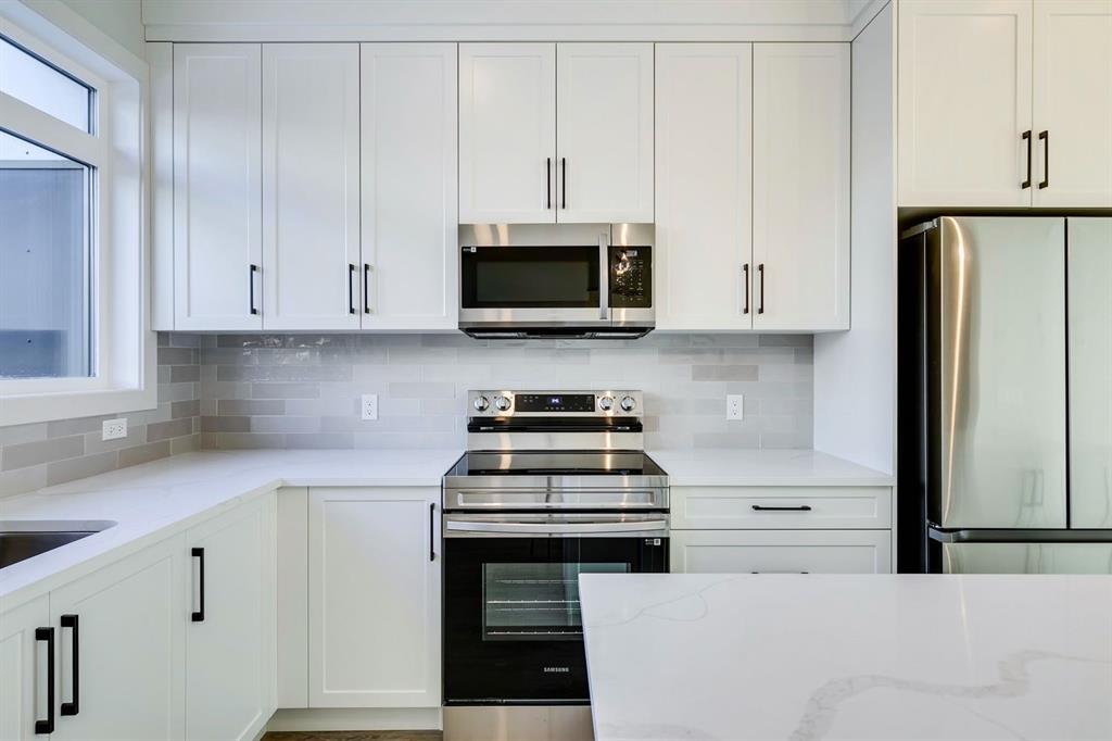 85 Royal Elm Green Northwest, Calgary – Residential Row/Townhouse Listing Photo 9