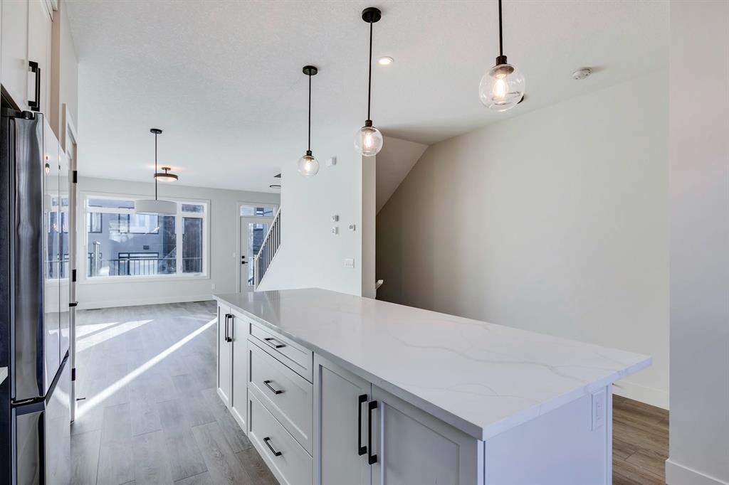 85 Royal Elm Green Northwest, Calgary – Residential Row/Townhouse Listing Photo 11