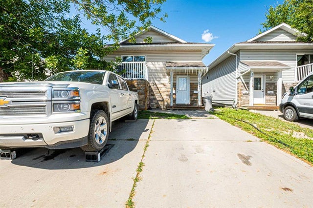 A&b, 10028 104 Avenue, Grande Prairie