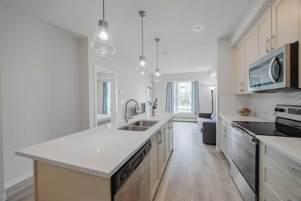 102, 200 Shawnee Square Southwest, Calgary – Residential Apartment Listing Photo 10