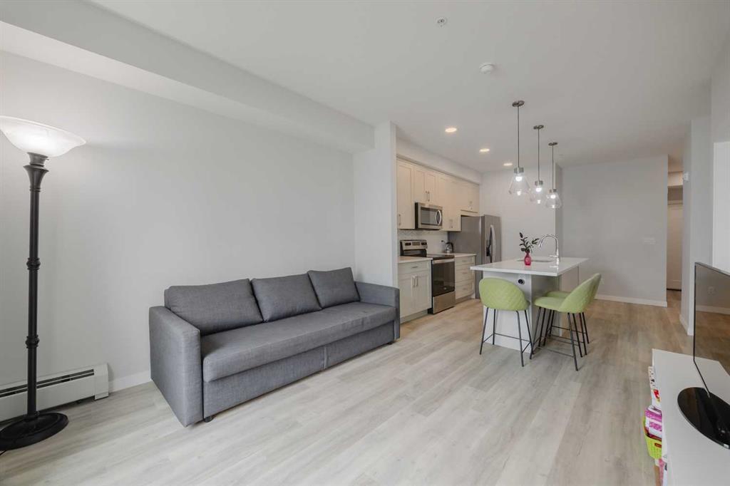 102, 200 Shawnee Square Southwest, Calgary – Residential Apartment Listing Photo 8