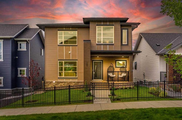 105 Lawthorn Greenway Se, Airdrie