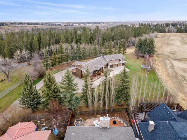 1008 Shawnee Drive Sw, Calgary