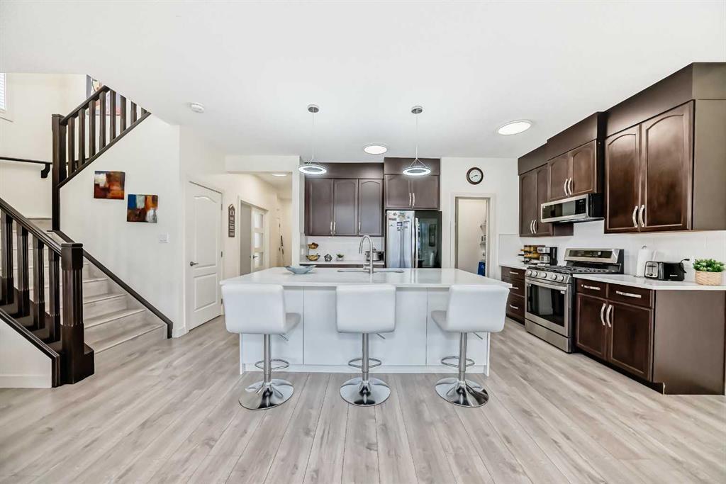 437 Auburn Bay Drive Se, Calgary