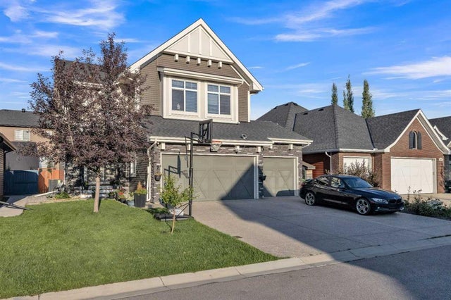 Chestermere Home for Sale: Residential Listing in Westmere