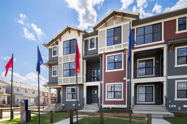 73 Wild Rose Way Se, Calgary