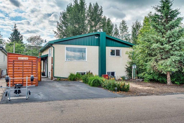 1824 21 Avenue, Delburne